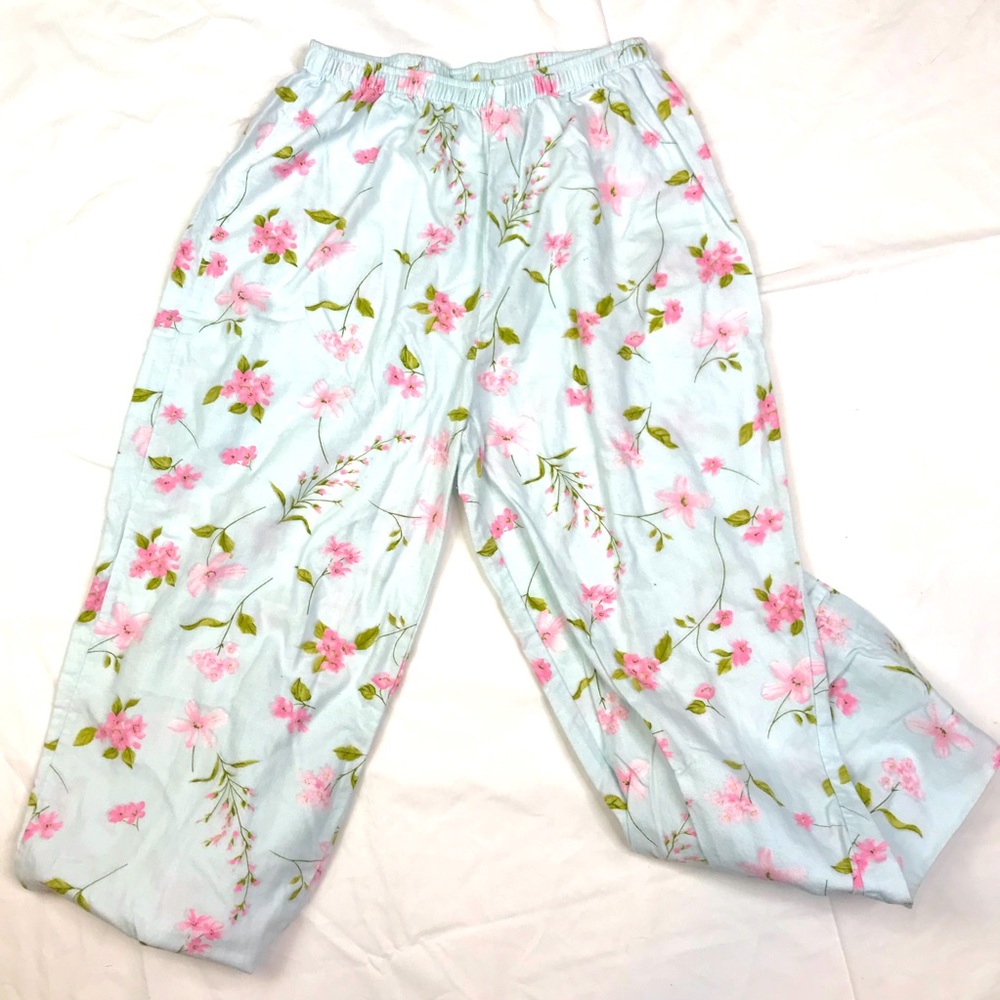 Lord & Taylor Flower Pattern Women's PJ Pants  Size PS A051221 100% Cotton